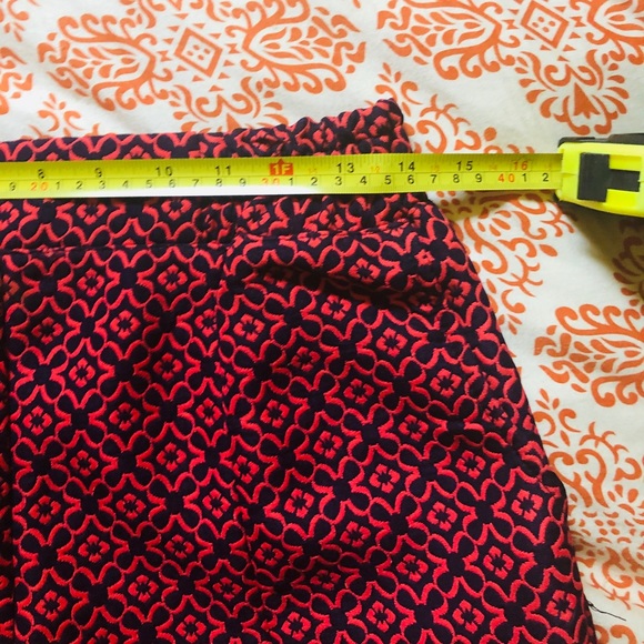 Moonlight YOOX red brocade slit hot shorts pants M - Picture 3 of 4